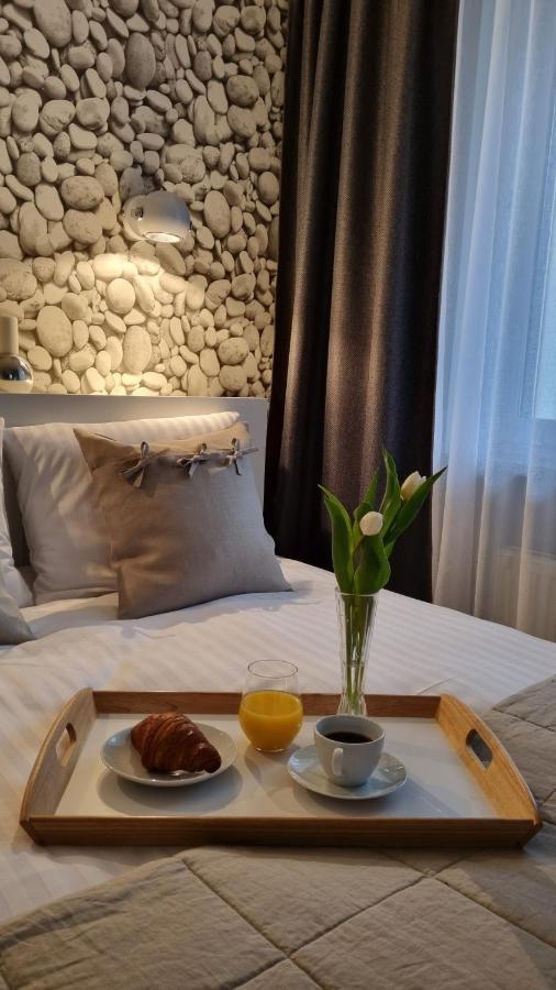 Two Garden Apartment, Apartament Z Dwoma Tarasami I Ogrodkami Поляниця-Здруй Екстер'єр фото