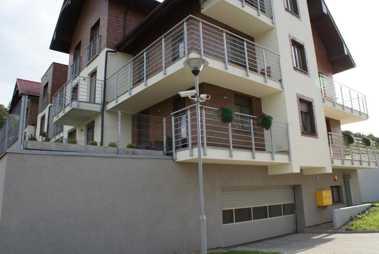 Two Garden Apartment, Apartament Z Dwoma Tarasami I Ogrodkami Поляниця-Здруй Екстер'єр фото
