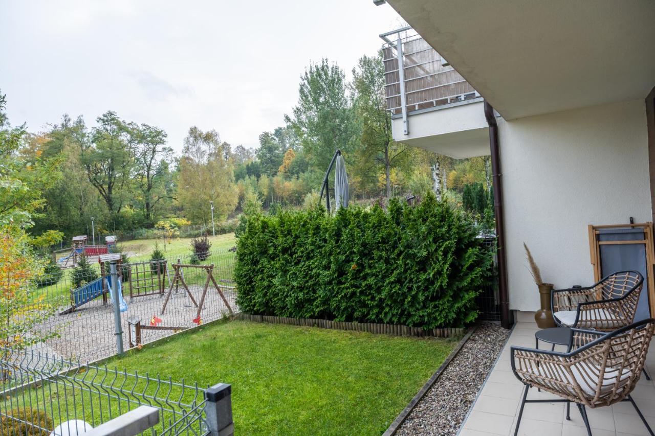 Two Garden Apartment, Apartament Z Dwoma Tarasami I Ogrodkami Поляниця-Здруй Екстер'єр фото