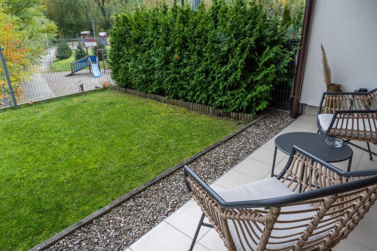 Two Garden Apartment, Apartament Z Dwoma Tarasami I Ogrodkami Поляниця-Здруй Екстер'єр фото